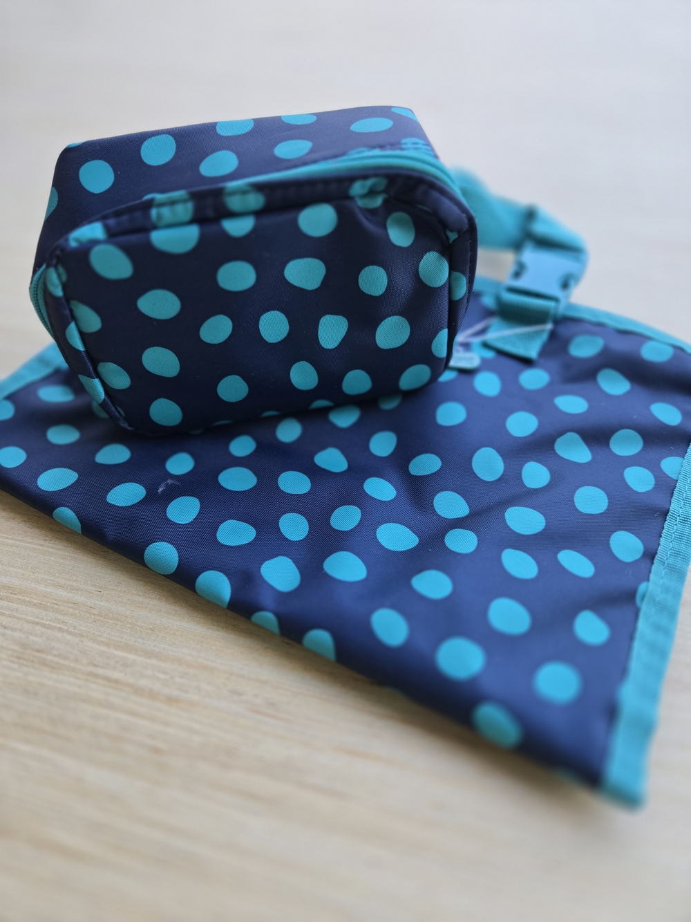 Thirty-One travel case and matching Jewelry Pouch